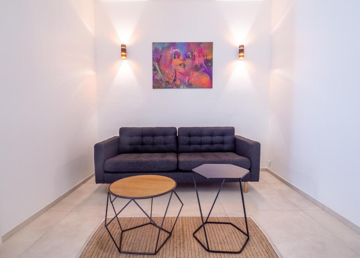 Grand 4 Pieces Centre De Apartment *